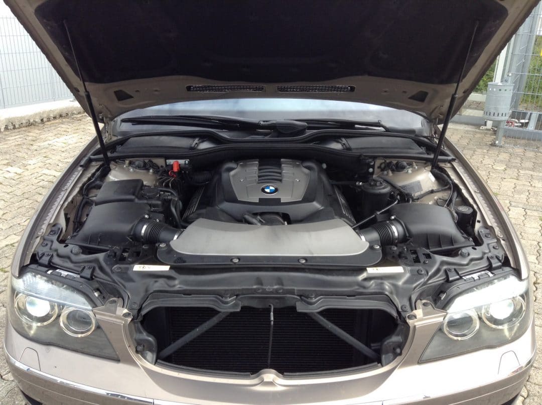 BMW 750Lang E65
