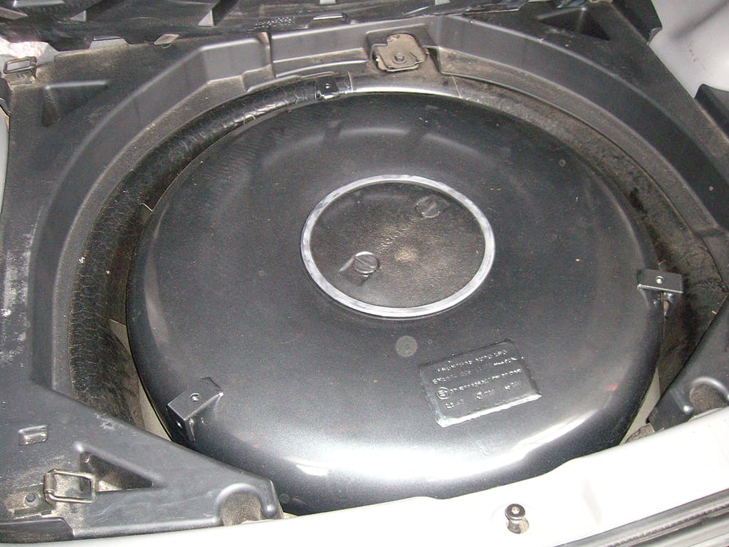 Mazda Tribute