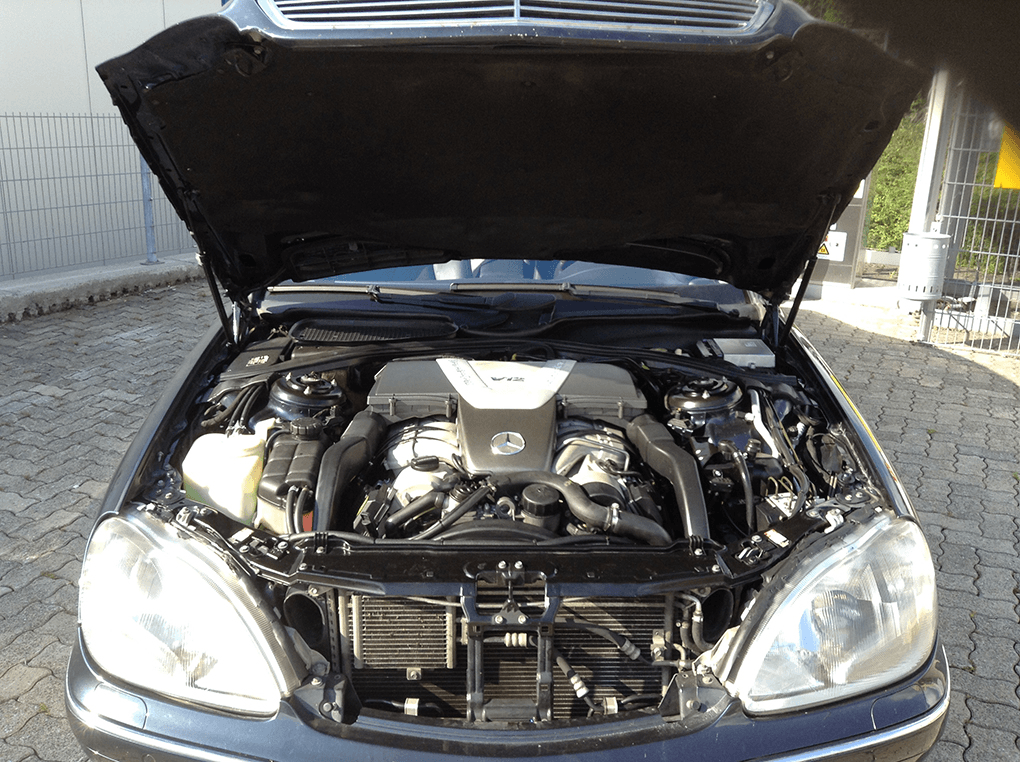 Mercedes S600 W220