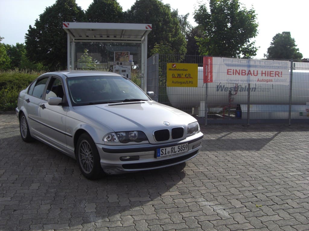 BMW 318 Touring E46