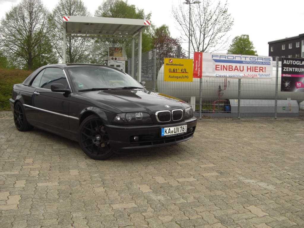BMW 323 Cabrio E46