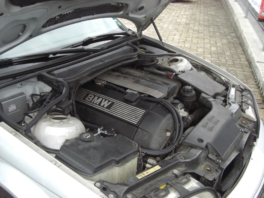 BMW 330 Coupe E46