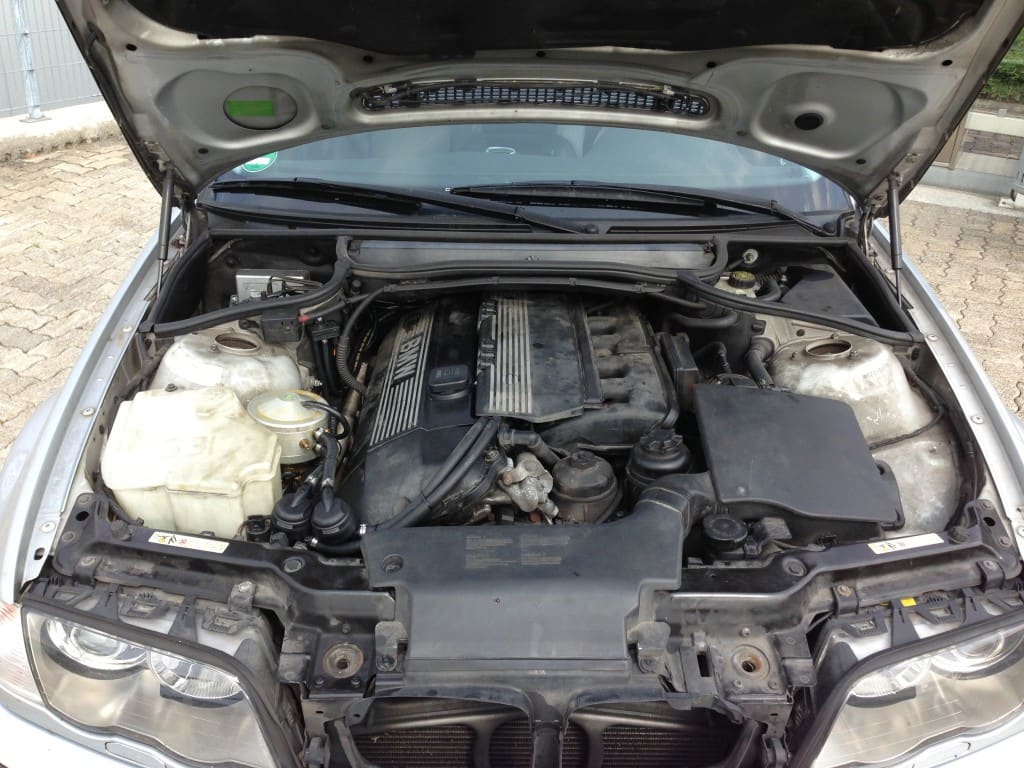 BMW 330 E46