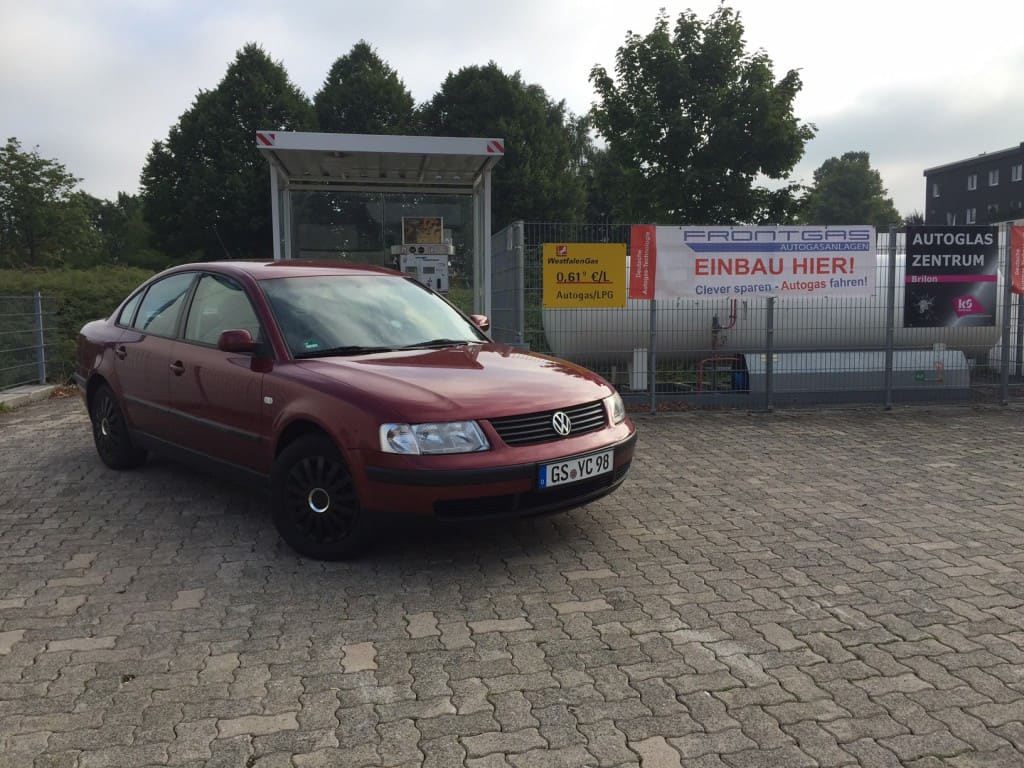 Autogas-Umrüstung eines VW Passat bei Frontgas