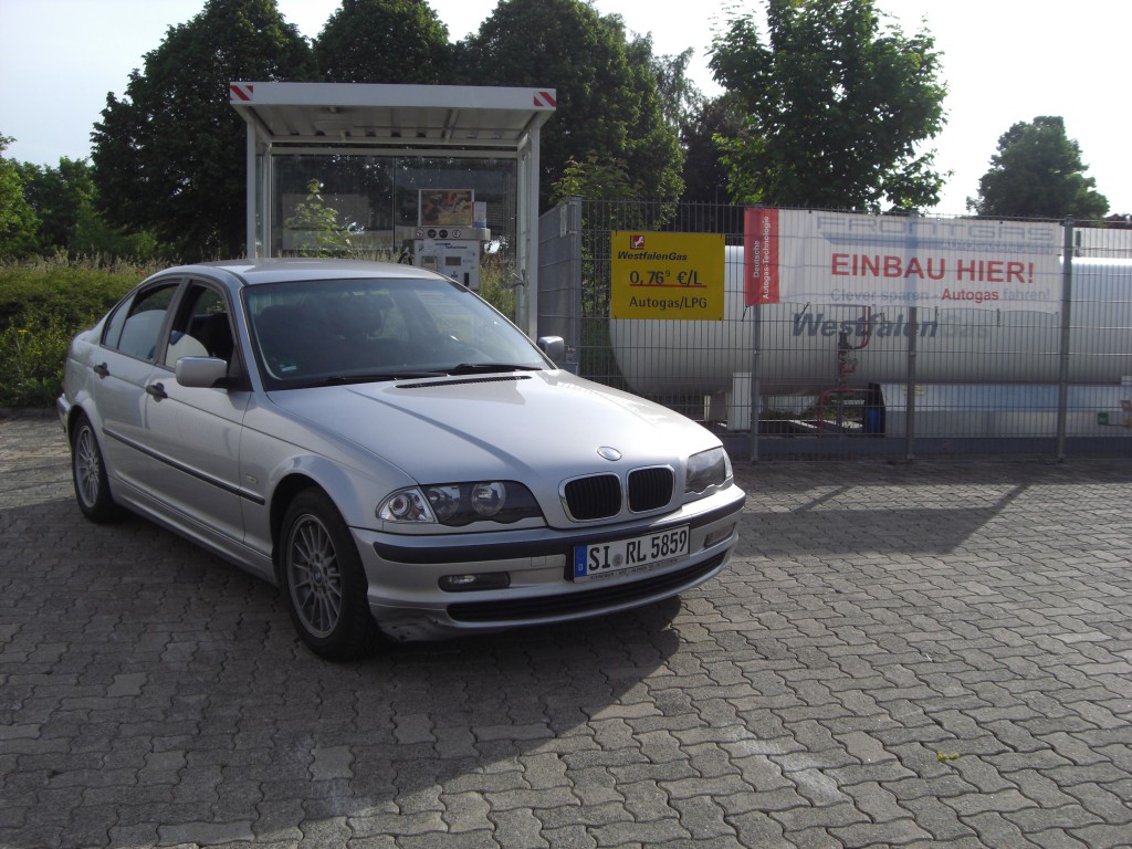 Autogas-Umruestung-LPG-Frontgas-BMW-318-E46-Touring-Hauptbild-1024x768