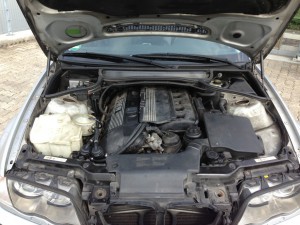 Autogas-Umruestung-LPG-Frontgas-BMW-330-E46-System-1024x768