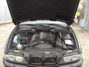 Autogas-Umruestung-LPG-Frontgas-BMW-520-E39-System-1024x768