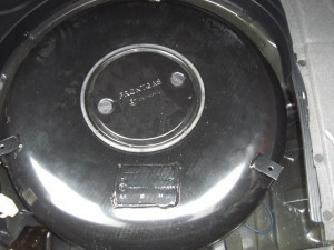 Autogas-Umruestung-LPG-Frontgas-BMW-520-E39-Tank-1024x768