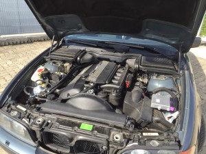 Autogas-Umruestung-LPG-Frontgas-BMW-523-E39-System-1024x768