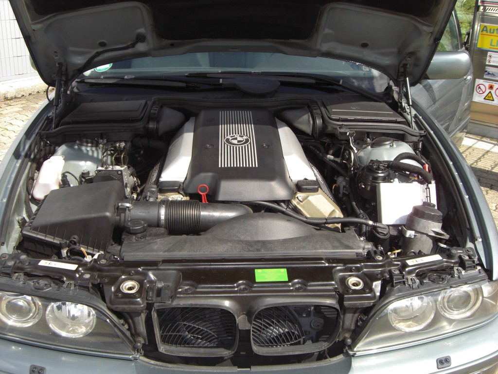 Autogas-Umruestung-LPG-Frontgas-BMW-540-E39-System-1024x768