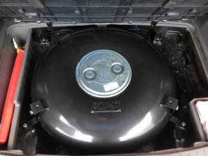 Autogas-Umruestung-LPG-Frontgas-Hyundai-Tuscon-Tank-1024x768