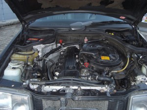 Autogas-Umruestung-LPG-Frontgas-Mercedes-300CE-System-1024x768