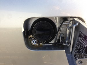 Autogas-Umruestung-LPG-Frontgas-Mercedes-C180-W202-Tankstutzen-1024x768