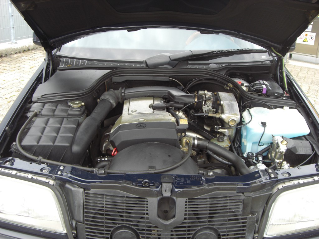 Autogas-Umruestung-LPG-Frontgas-Mercedes-C200-System1-1024x768
