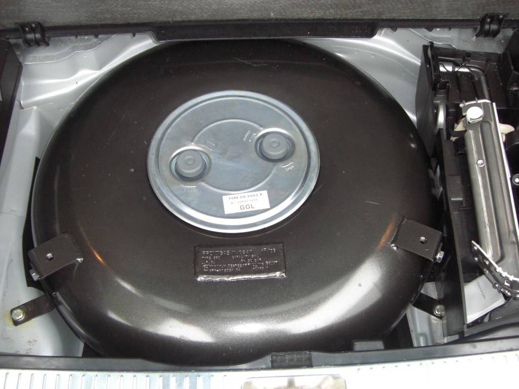 Autogas-Umruestung-LPG-Frontgas-Mercedes-C200-T-Tank-1024x768