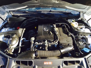 Autogas-Umruestung-LPG-Frontgas-Mercedes-C200K-System-1024x768