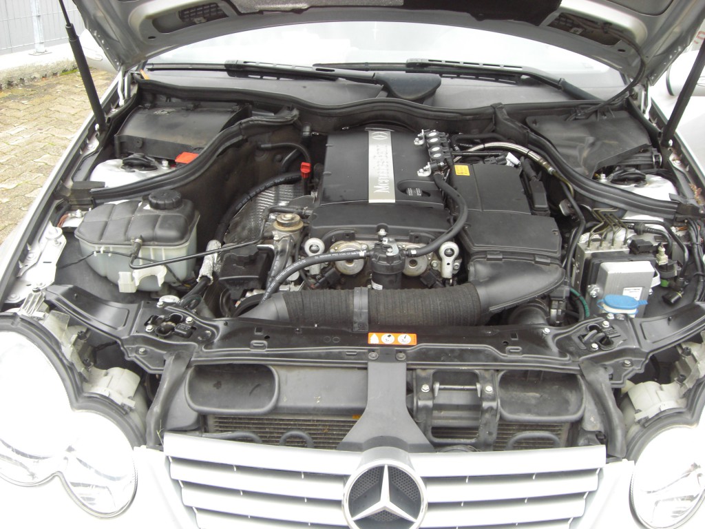 Autogas-Umruestung-LPG-Frontgas-Mercedes-CL200-K-W203-System1-1024x768
