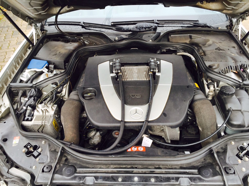 Autogas-Umruestung-LPG-Frontgas-Mercedes-E350-T-W211-System-1024x768