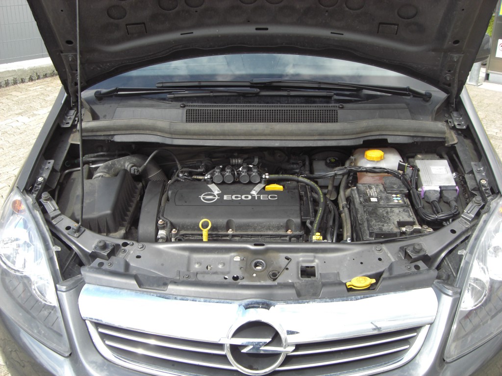 Autogas-Umruestung-LPG-Frontgas-Opel-Zafira-System-1024x768