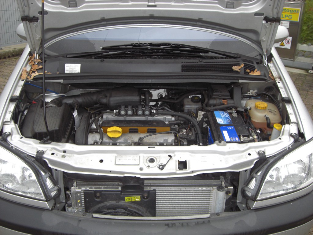 Autogas-Umruestung-LPG-Frontgas-Opel-Zafira-System1-1024x768