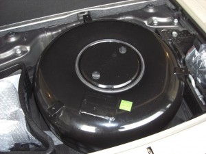 Autogas-Umruestung-LPG-Frontgas-VW-Touareg-36-FSI-Tank-1024x768