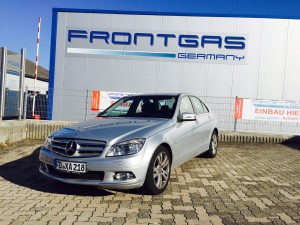 Frontgas-Autogas-Umbau-LPG-Mercedes-C200K-Verkaufsbild-Autogasumrüßtung-4