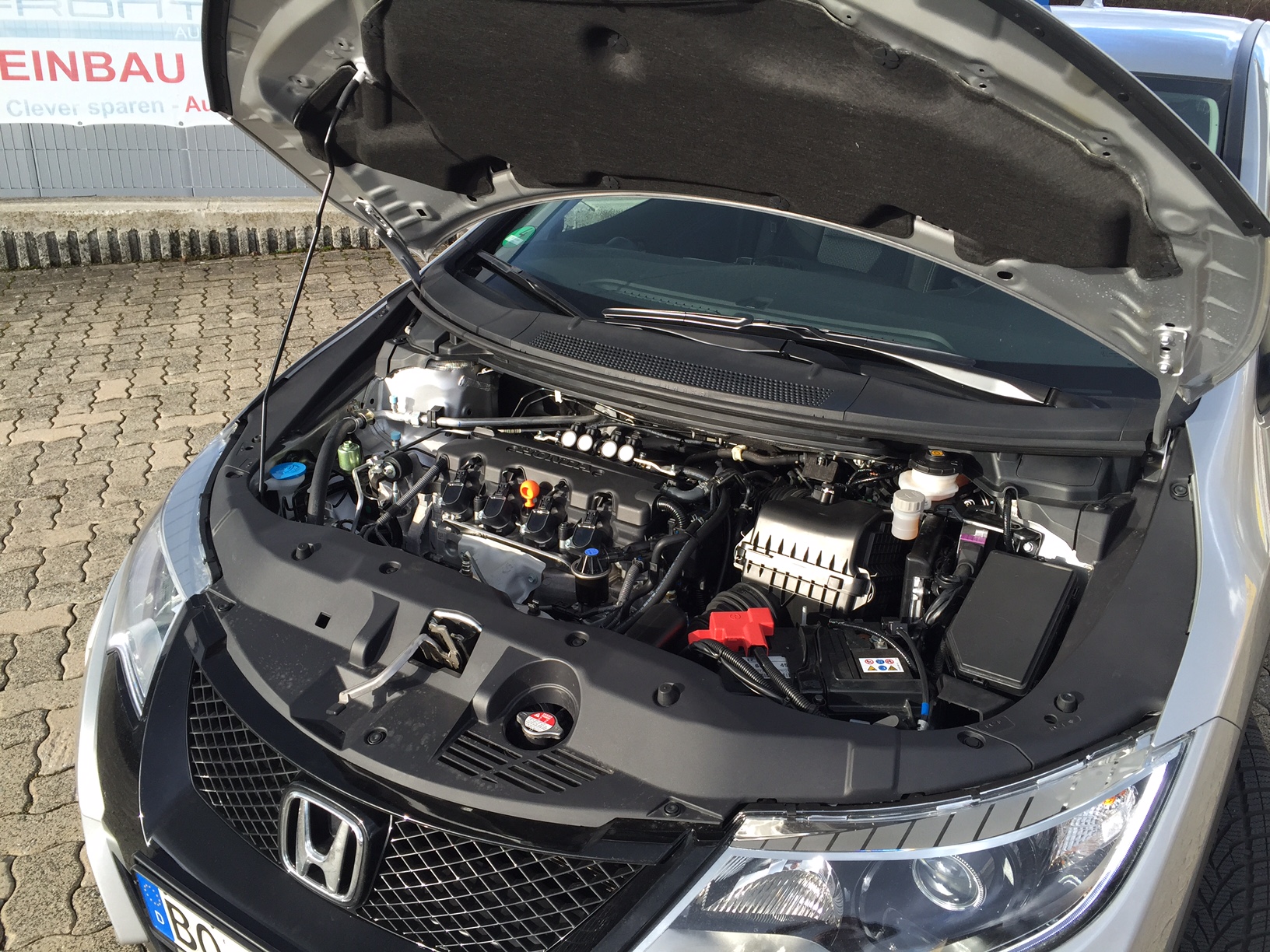 Autogas-Umrüstung-LPG-Frontgas-Honda-Civic-2