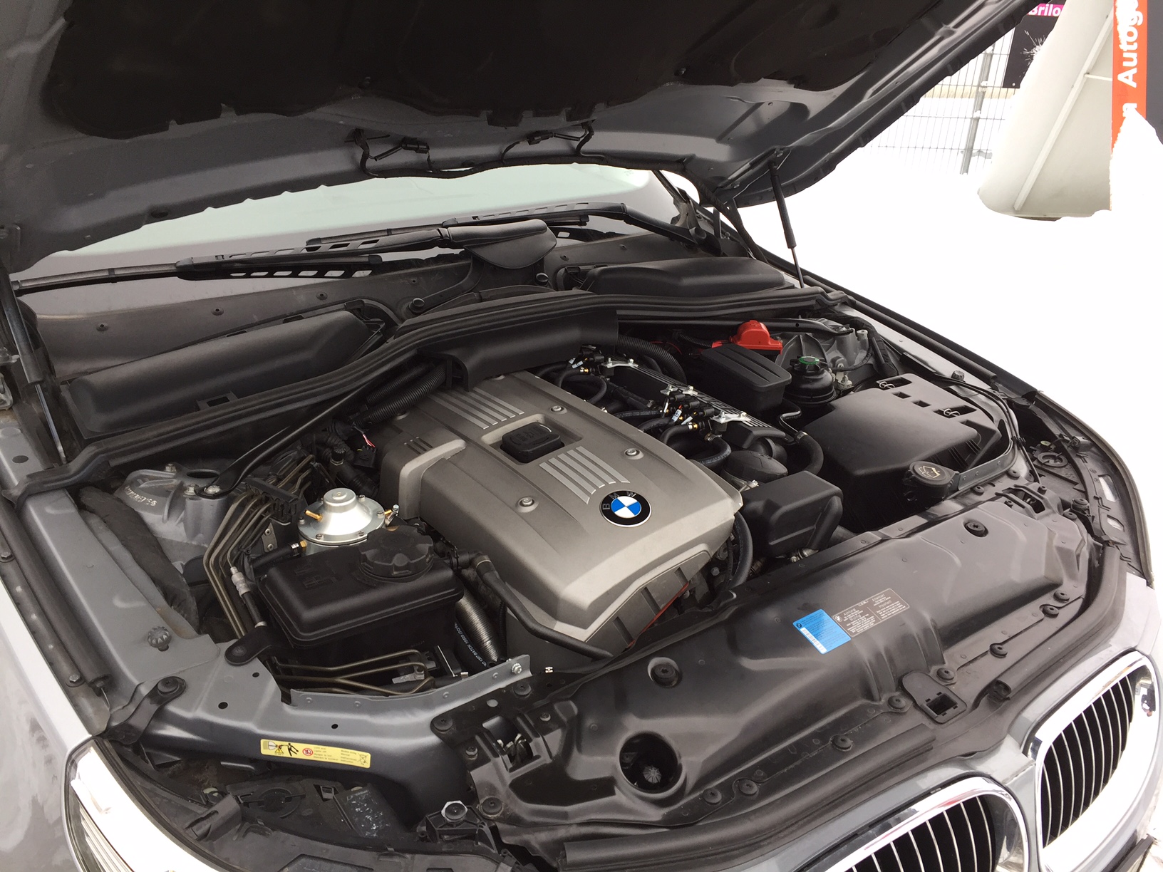 Autogas-Umrüstung-LPG-Frontgas-BMW-523l-E61-02