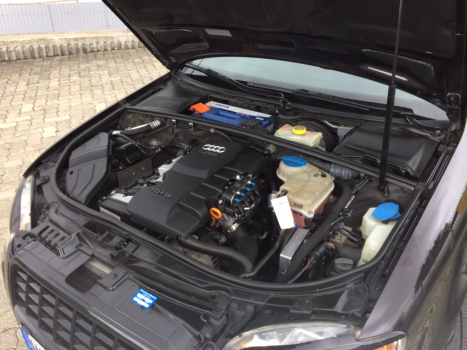 Autogas-R115-Umrüstung-auf-LPG-Autogas_Audi-A4-2,0TSI-Motor-Landirenzo