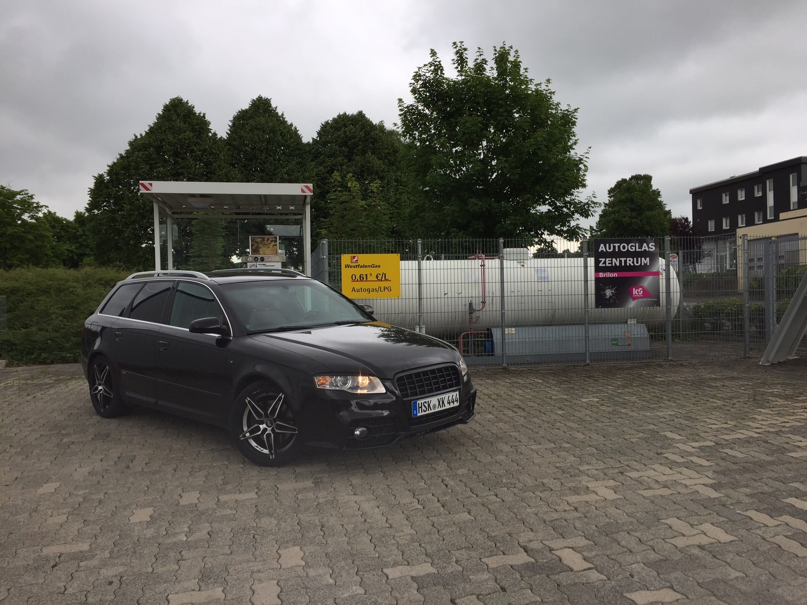 Autogas-R115-Umrüstung-auf-LPG-Autogas_Audi-A4-2,0TSI-Titelbild-Landirenzo