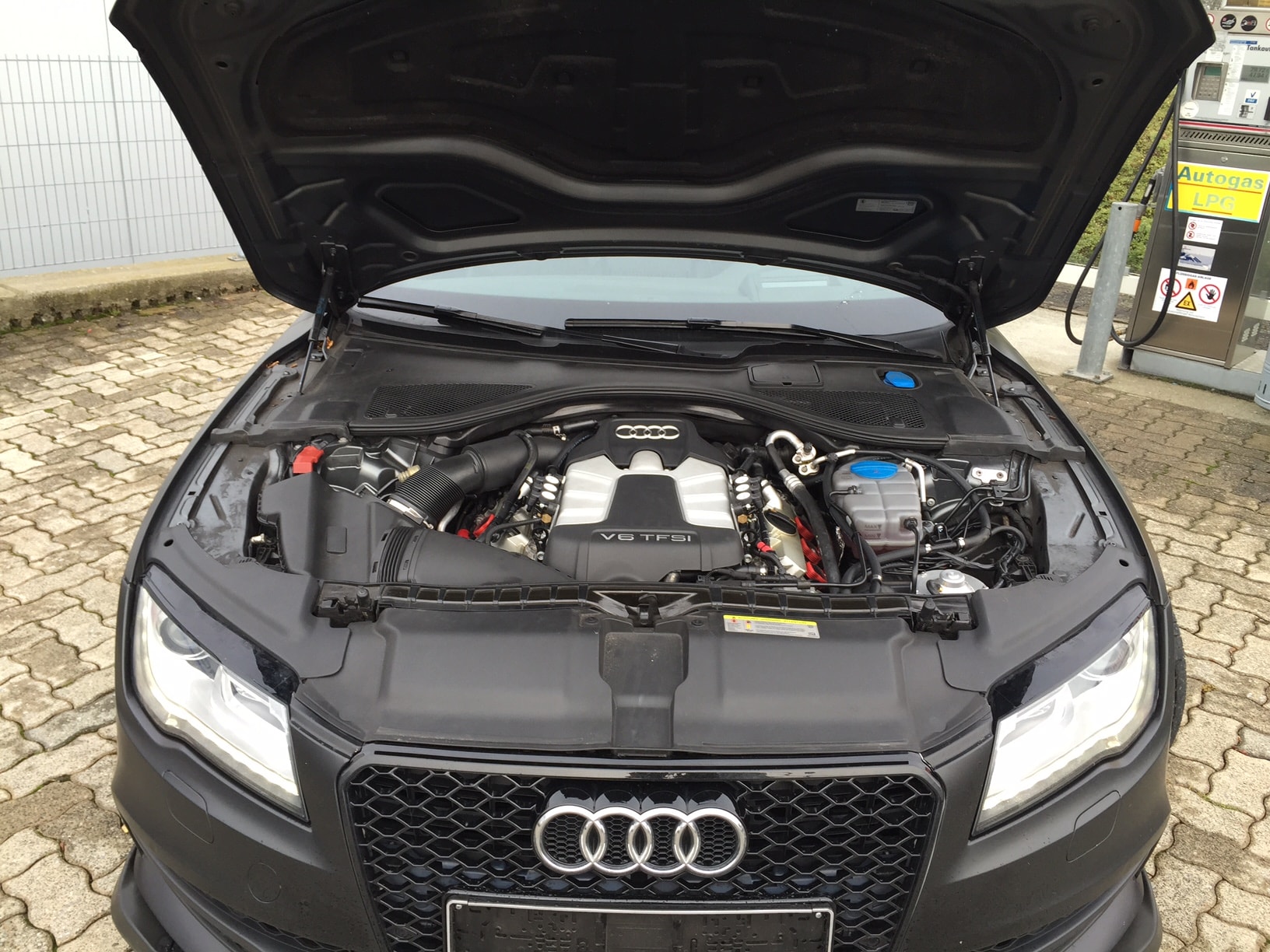 Autogas_R115-Umrüstung-auf-LPG-Autogas_Audi-A7-3,0TSI-Direkteinspritzer-Motor
