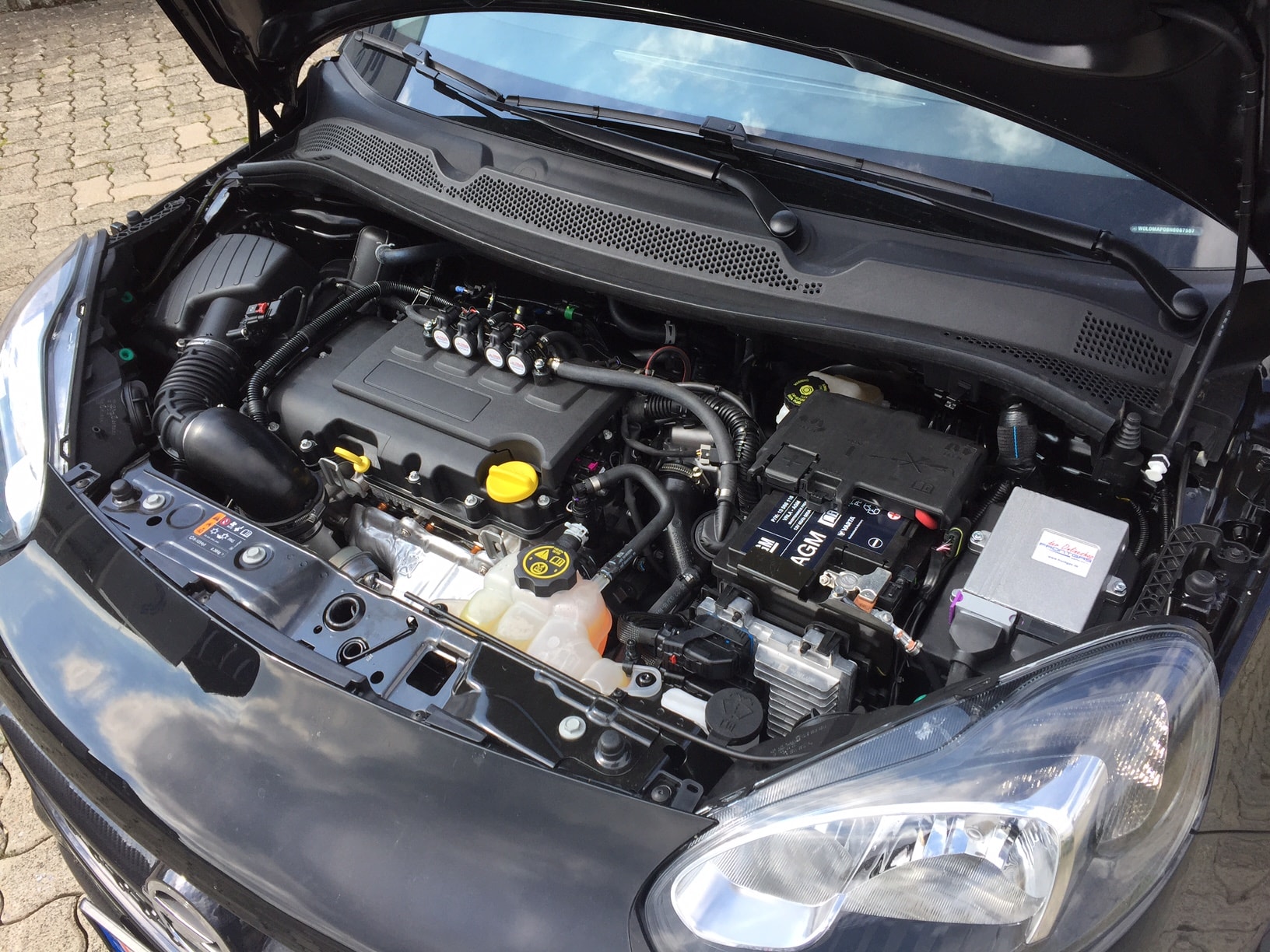 Autogas_R115-Umrüstung-auf-LPG-Autogas_Opel-Adam-S-Motor