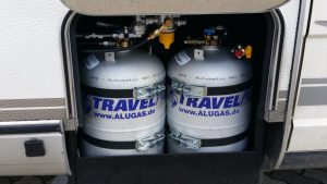 Autogas-LPG-Tankflasche-Festeinbau-Tuev-Hymer-Camp-55-Alugas-Travelmate-... - Kopie