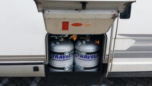 Autogas-LPG-Tankflasche-Festeinbau-Tuev-Hymer-Camp-55-Alugas-Travelmate-... - Kopie (7)