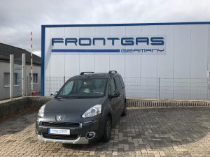 Frontgas-Autogas-Umruestung-LPG-Einbau-Frontgas-Premium-Peugeot-Partner-1,6L-72Kw-Vorne