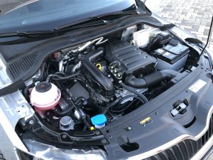 Frontgas-Autogas-Umruestung-LPG-Einbau-Landirenzo-Omegas-Direkteinspritzer-Skoda-Rapid-1,0L-TSI-70Kw-Motor