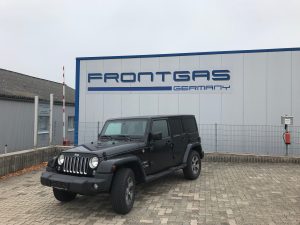 Frontgas-Autogas-Umruestung-LPG-Einbau-Landirenzo-Omegas-Jeep-Wrangler-3,6-209Kw-Vorne