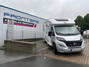 Autogas-LPG-Frontgas-Wohnmobil-Camper-Bürstner-Lyseo-BT7441-Brenngastank-Unterflur-58Liter-Fiat-Ducato-Gasklappe-Grill-Gok-Caramatic-2