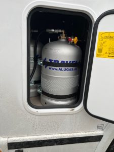 Frontgas-Autogas-LPG-Wohnmobil-Benimar-Tessoro-481-Alugas-Travelmate-11kg-27-Liter-Festeinbau-Brenngas-Tüv-Ford-Transit-2Alugas