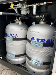 Autogas-LPG-Wohnmobil-Hymer-B674SL-Alugas-Travelmate-11kg-Festeinbau-Brenngas-Tüv-Fiat-Ducato-2